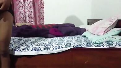 Anna chelli bed room lo enjoy chesthunna latest blue film