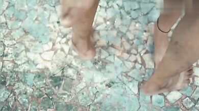 Horny lovers open place ki ga chesthunna chudai blue film